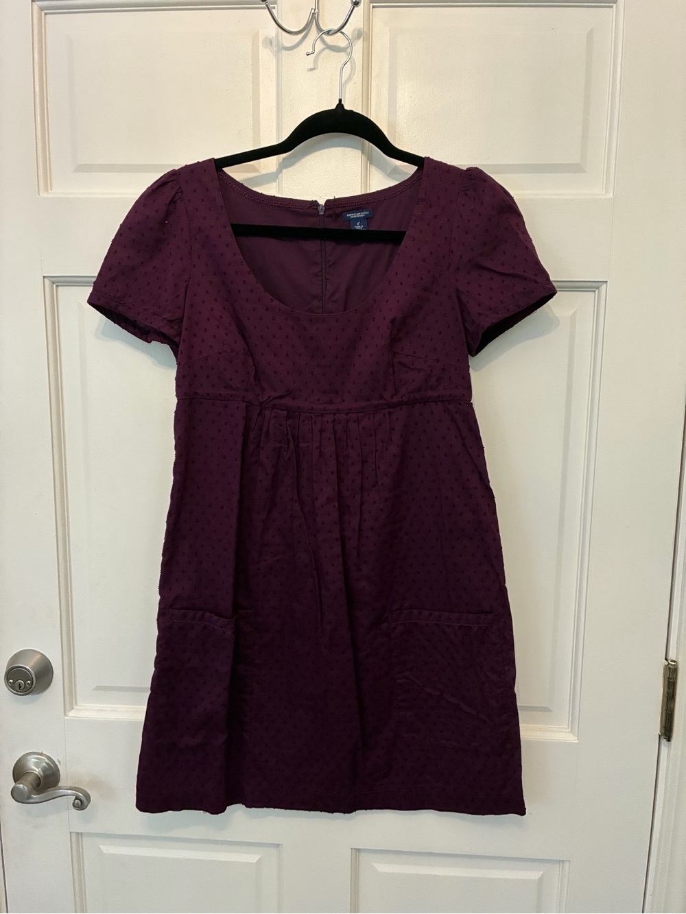 American Eagle Outfitters Plum Short Sleeve Scoop Neck Mini Dress Size 6